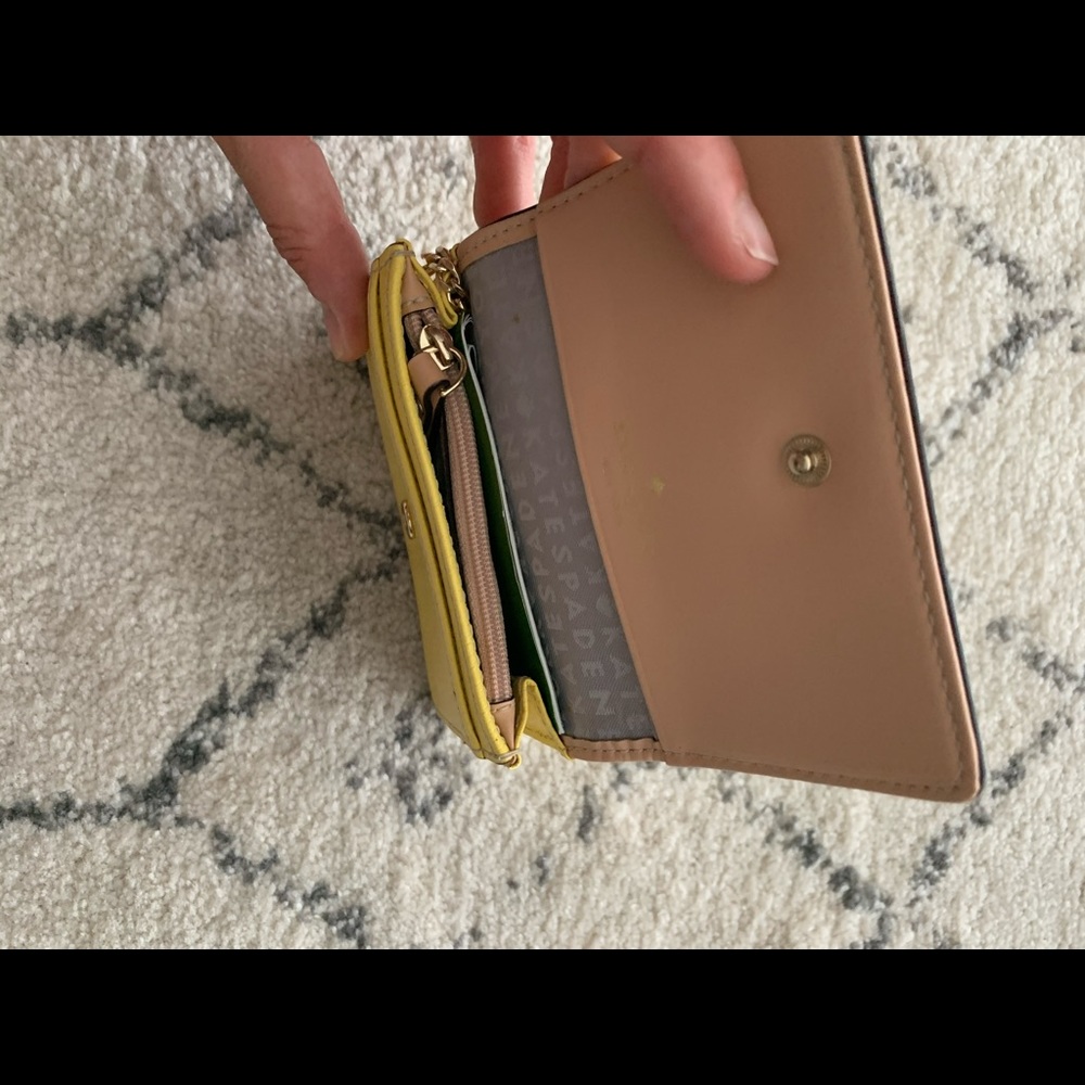 NWT Kate Spade Wallet - Picture 4 of 4